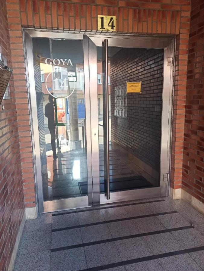 Www Goyahospitales Es Apartment Leon Luaran gambar